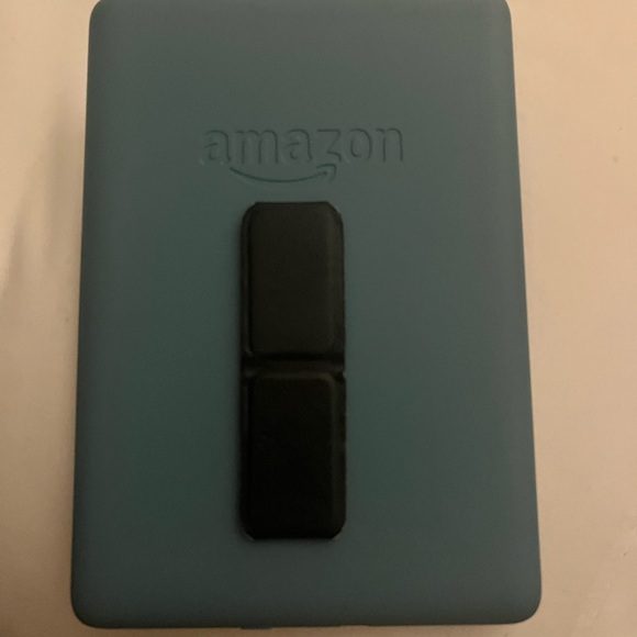 Kindle Paperwhite 10th Generation - Picture 3 of 4